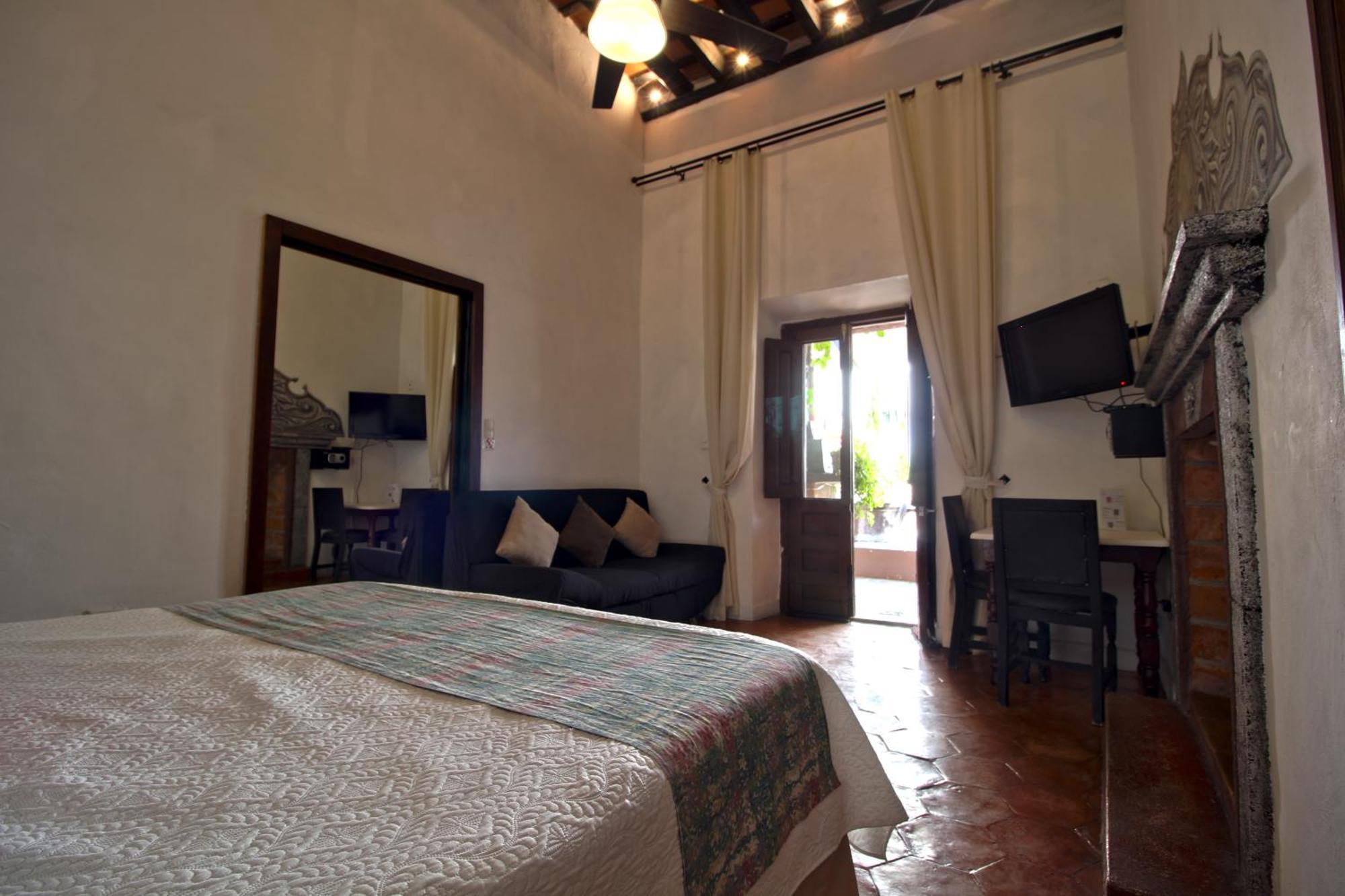 Hotel Punto 79 San Miguel de Allende Exteriör bild
